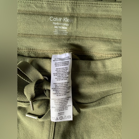 NWT Calvin Klein Olive Green Joggers - Picture 6 of 8
